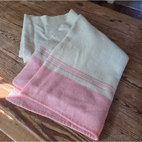 VTG Wool Blanket twin 82x65 Cream & Pink Stripes flaws cottage corps prairie - Picture 1 of 9